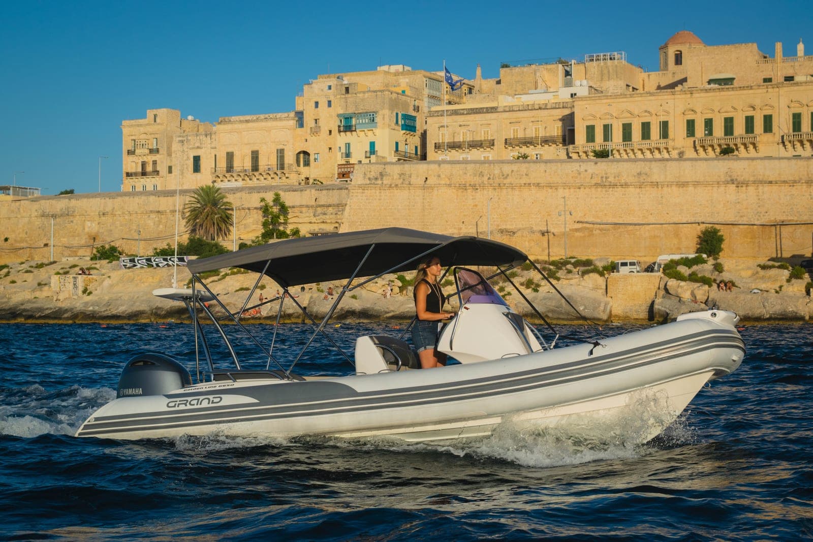 Grand G650 — Golden Line — Luxury RHIB
