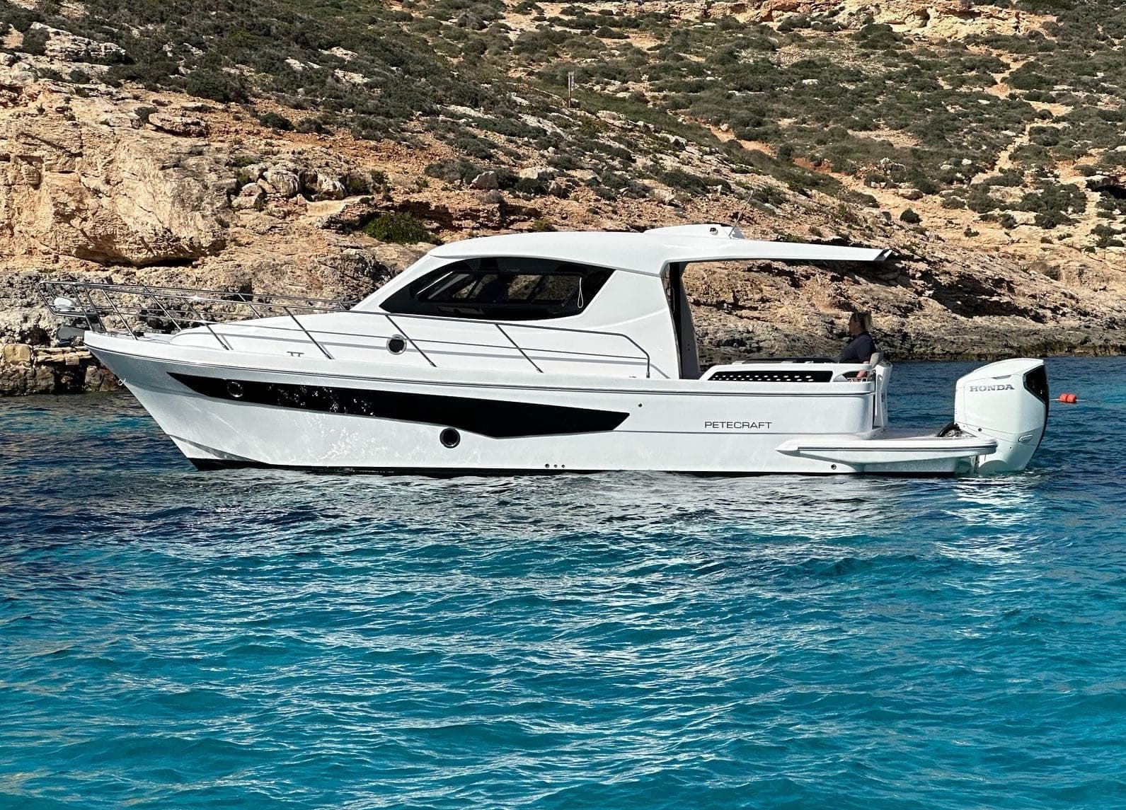 Petecraft HTC355 — Hardtop Cruiser